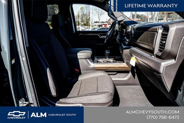 2026 Chevrolet Silverado 1500 4WD Crew Cab Standard Bed LT