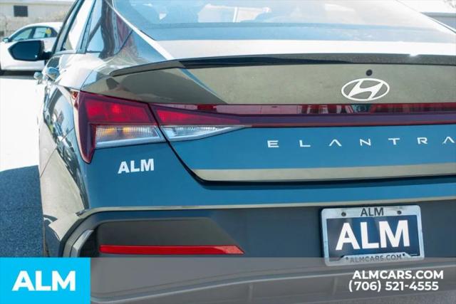 2025 Hyundai Elantra SEL Sport