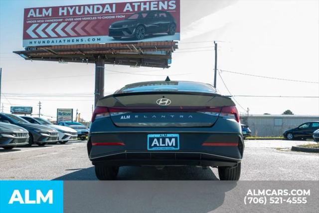 2025 Hyundai Elantra SEL Sport
