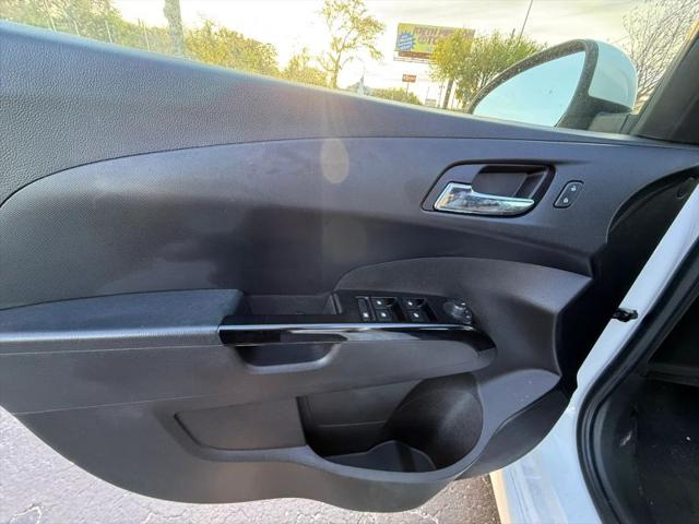 2018 Chevrolet Sonic Premier Auto