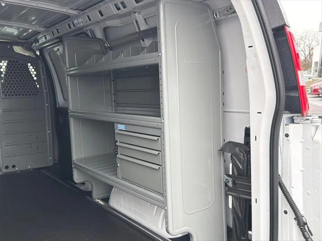 2026 GMC Savana Cargo 2500 Regular Wheelbase, Work Van, RWD