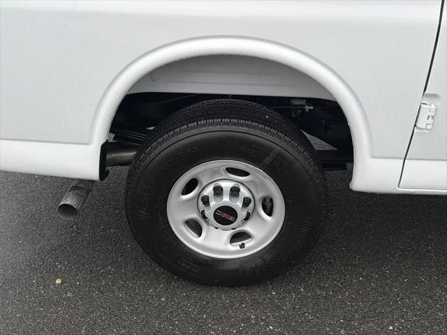 2026 GMC Savana Cargo 2500 Regular Wheelbase, Work Van, RWD