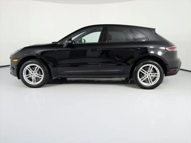 2025 Porsche Macan Macan