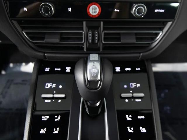 2025 Porsche Macan Macan