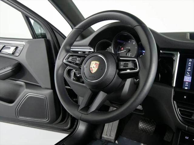 2025 Porsche Macan Macan