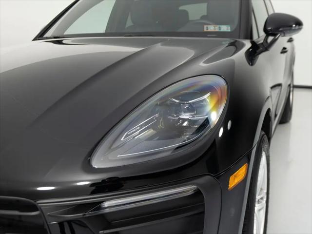2025 Porsche Macan Macan
