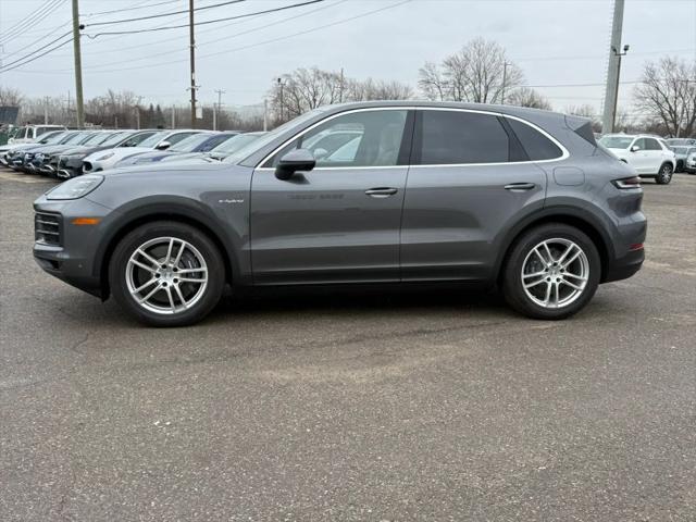2025 Porsche Cayenne E-Hybrid E