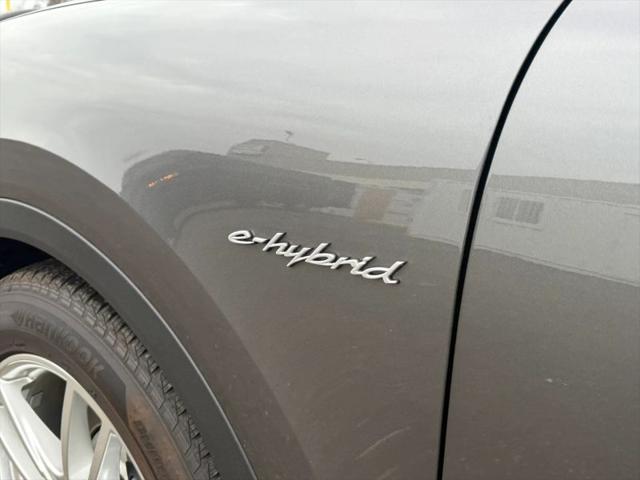 2025 Porsche Cayenne E-Hybrid E