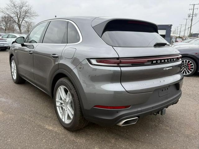 2025 Porsche Cayenne E-Hybrid E