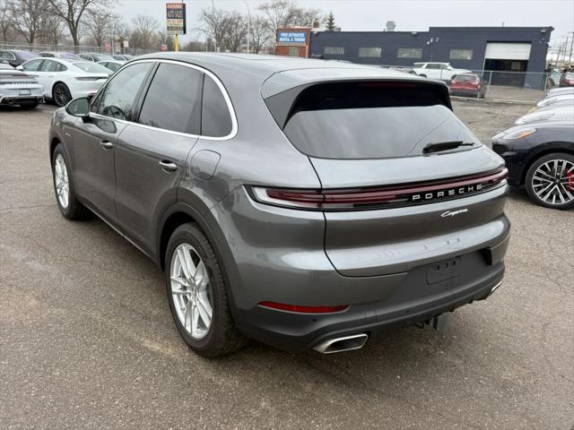 2025 Porsche Cayenne E-Hybrid E
