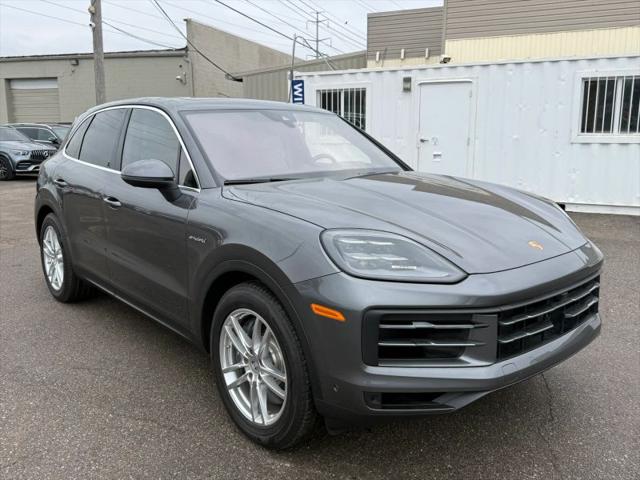 2025 Porsche Cayenne E-Hybrid E