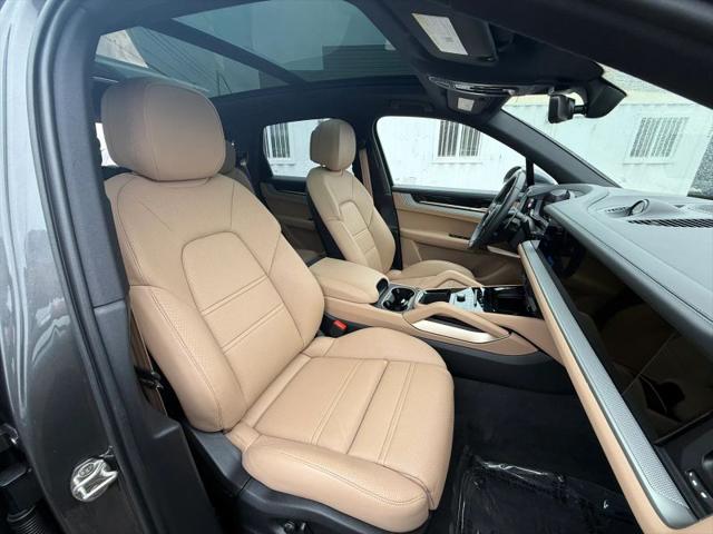 2025 Porsche Cayenne E-Hybrid E