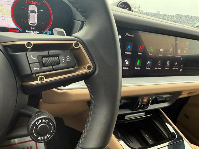 2025 Porsche Cayenne E-Hybrid E
