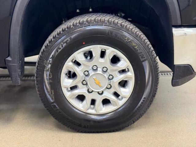 2026 Chevrolet Silverado 3500HD Crew Cab, Standard Bed, LT, 4WD