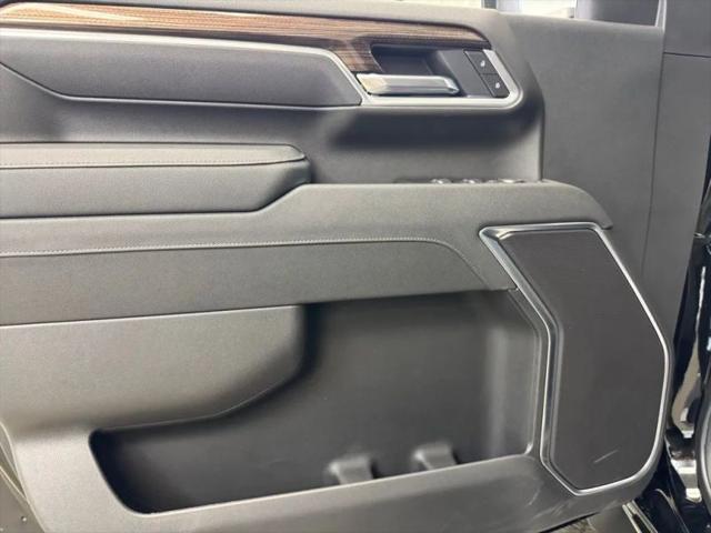 2026 Chevrolet Silverado 3500HD Crew Cab, Standard Bed, LT, 4WD
