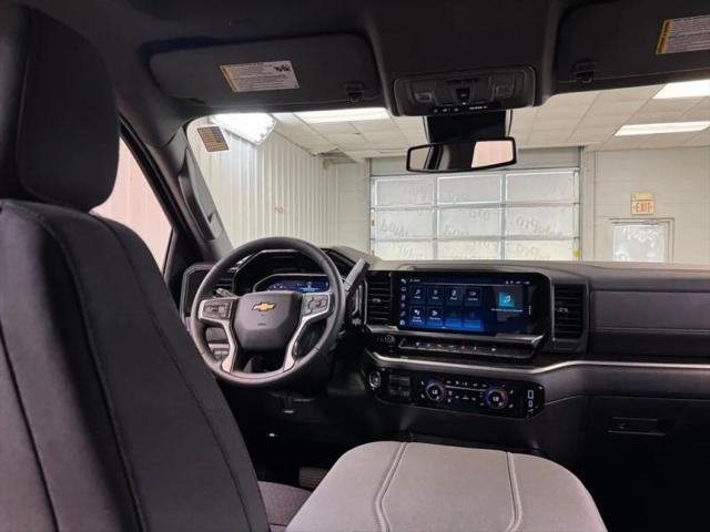 2026 Chevrolet Silverado 3500HD Crew Cab, Standard Bed, LT, 4WD
