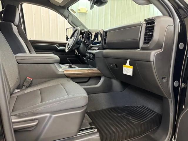 2026 Chevrolet Silverado 3500HD Crew Cab, Standard Bed, LT, 4WD