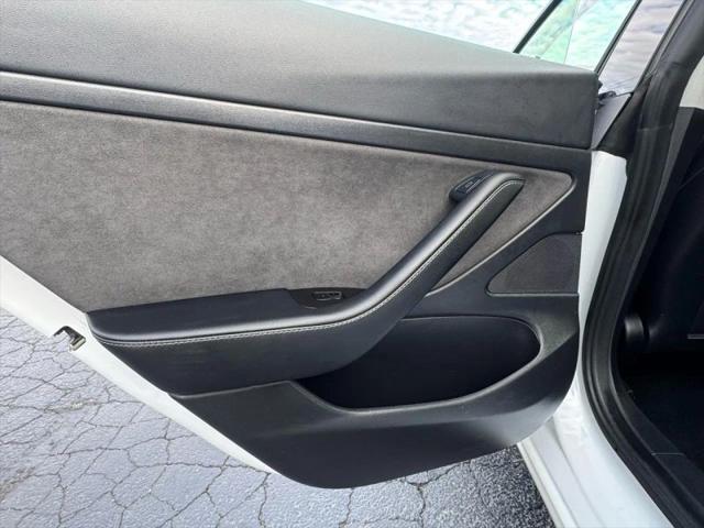 2021 Tesla Model 3 Standard Range Plus Rear-Wheel Drive