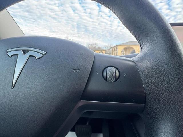 2021 Tesla Model 3 Standard Range Plus Rear-Wheel Drive