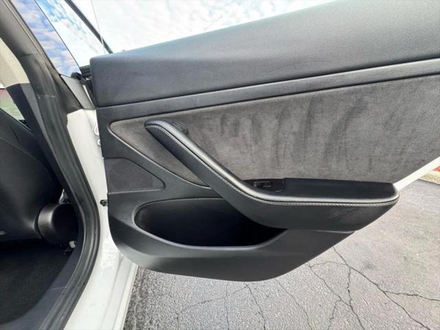 2021 Tesla Model 3 Standard Range Plus Rear-Wheel Drive