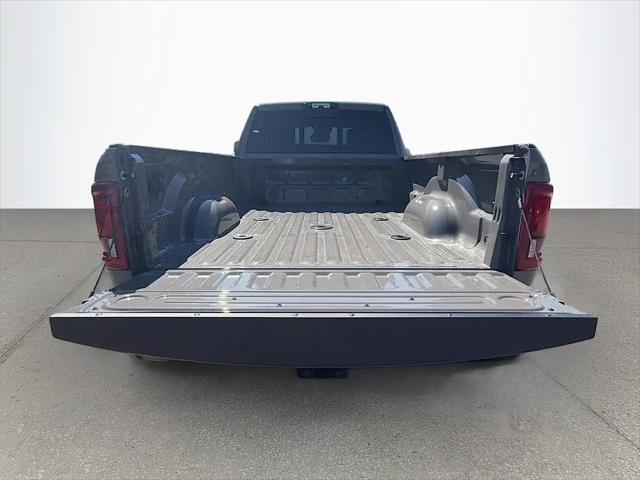 2026 Ram 3500 Laramie Crew Cab 4x4 8' Box