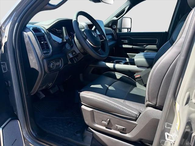 2026 Ram 3500 Laramie Crew Cab 4x4 8' Box