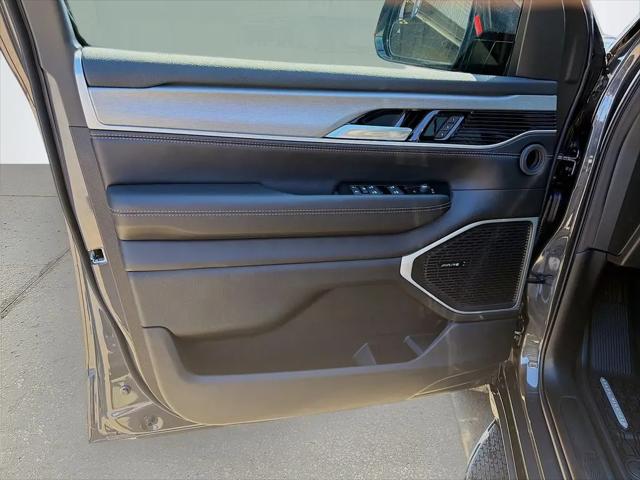 2026 Jeep Grand Wagoneer Upland