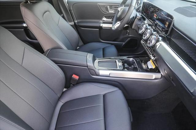 2026 Mercedes-Benz GLB 4MATIC
