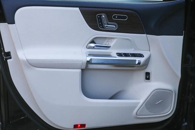2026 Mercedes-Benz GLB 4MATIC