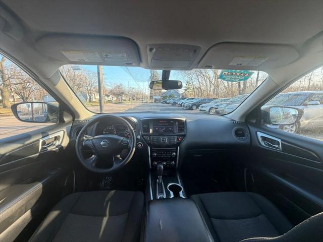 2020 Nissan Pathfinder S 4WD