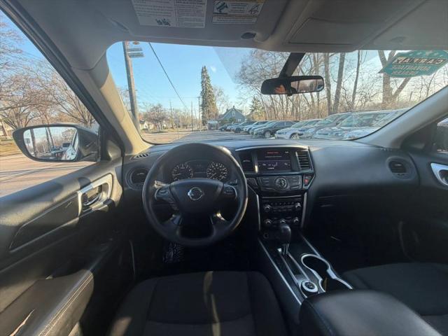 2020 Nissan Pathfinder S 4WD