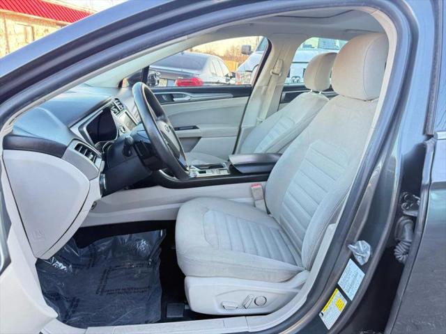 2017 Ford Fusion SE