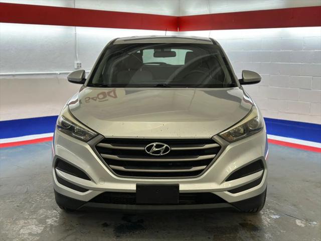 2016 Hyundai Tucson SE