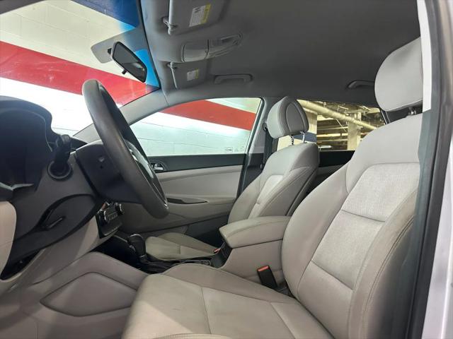 2016 Hyundai Tucson SE