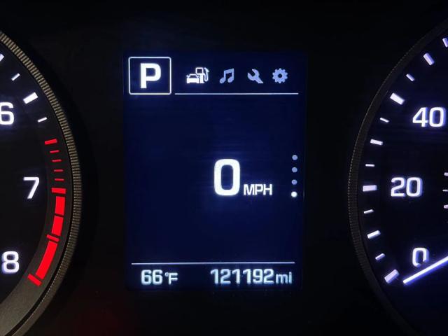2016 Hyundai Tucson SE