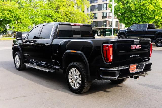2020 GMC Sierra 2500HD 4WD Crew Cab Standard Bed Denali