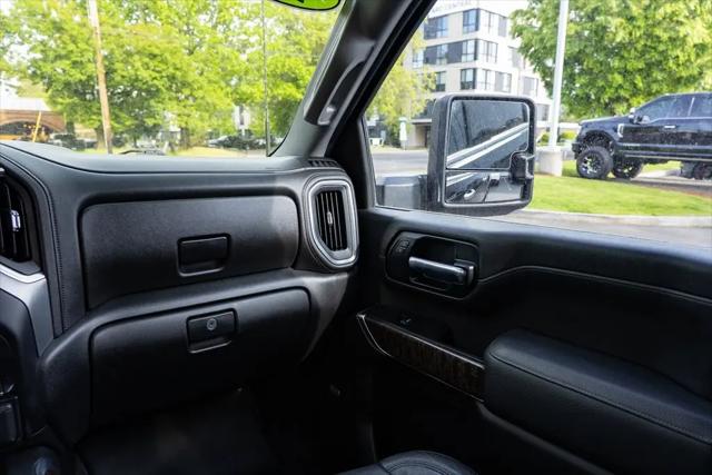 2020 GMC Sierra 2500HD 4WD Crew Cab Standard Bed Denali