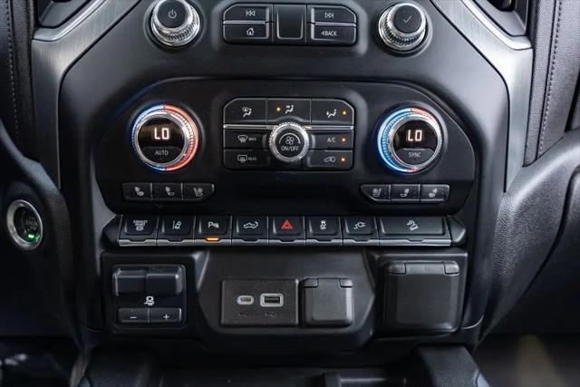 2020 GMC Sierra 2500HD 4WD Crew Cab Standard Bed Denali