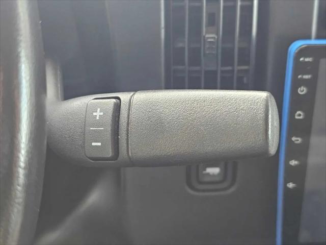 2022 Chevrolet Express Passenger RWD 3500 Extended Wheelbase LT