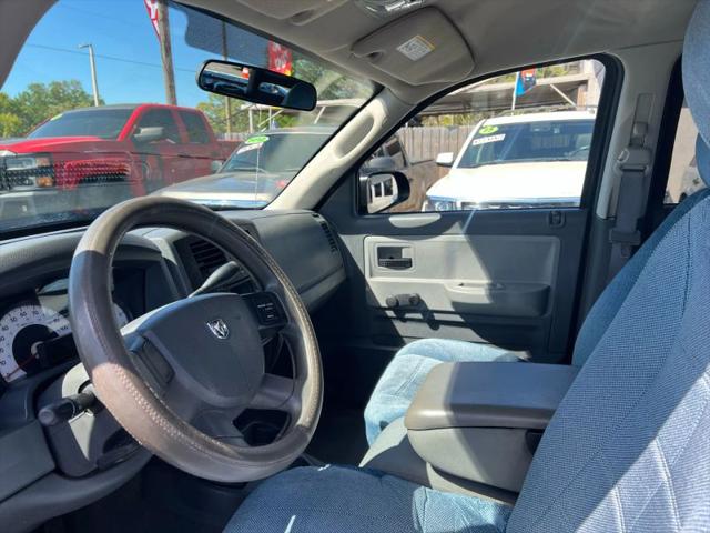 2005 Dodge Dakota ST