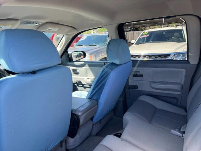 2005 Dodge Dakota ST