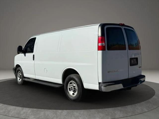 2017 GMC Savana 2500 Work Van