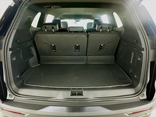 2026 GMC Acadia Elevation FWD