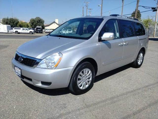 2012 Kia Sedona LX