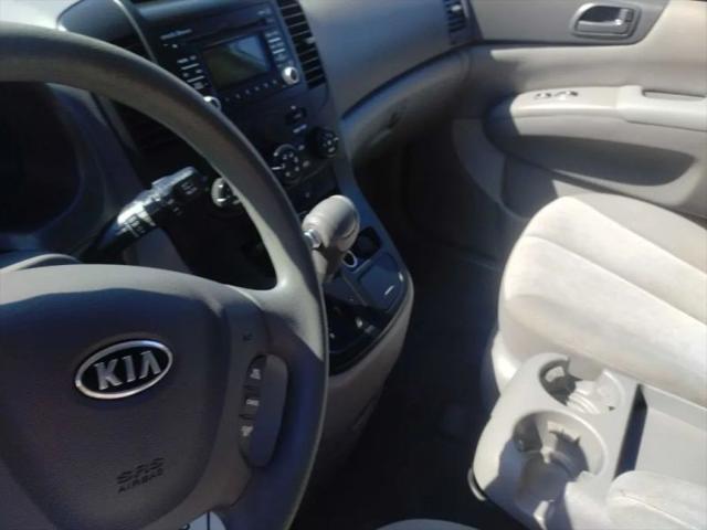 2012 Kia Sedona LX