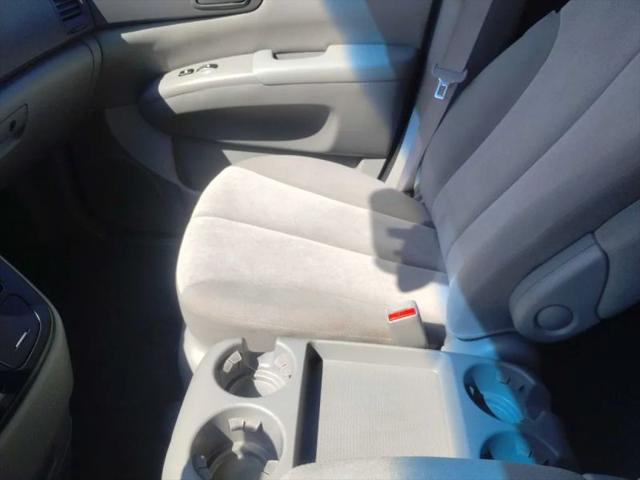 2012 Kia Sedona LX
