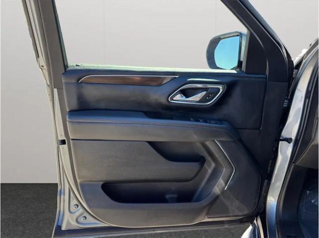 2022 GMC Yukon XL 2WD SLE