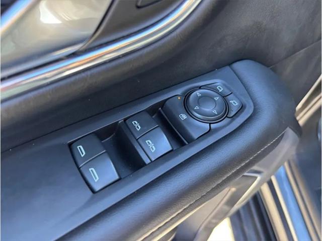 2022 GMC Yukon XL 2WD SLE
