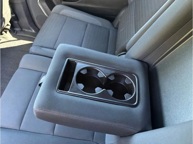 2022 GMC Yukon XL 2WD SLE