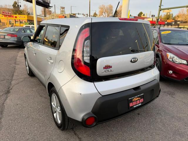 2016 Kia Soul Base